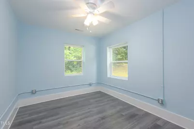 1917 Tucker Street, Burlington, NC 27215 - Photo 14