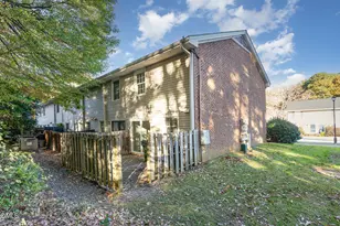 1232 Donaldson Ct, Cary, NC 27511 - Photo 20