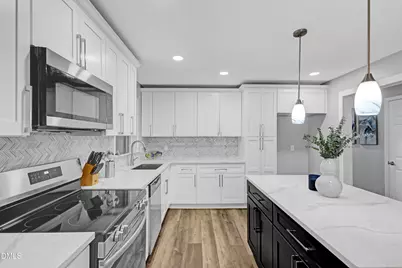 829 Greenwich Street, Raleigh, NC 27610 - Photo 6