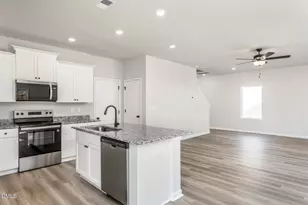 30 Neuse Hollow Ct, Clayton, NC 27527 - Photo 6