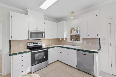 3645 S Pointe Drive, Apex, NC 27539 - Photo 14