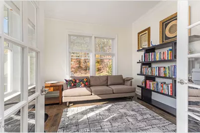 137 Lystra Grant Court, Chapel Hill, NC 27517 - Photo 8