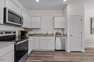 2067 Gln Xing Dr, Durham, NC 27704 - Photo 14