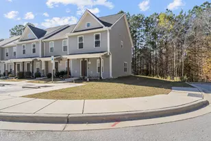 129 Longleaf Pine St, Clayton, NC 27527 - Photo 2