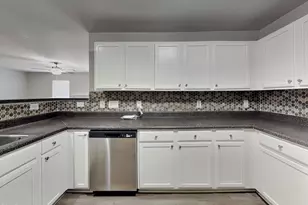 1609 Extine Ln, Raleigh, NC 27610 - Photo 4