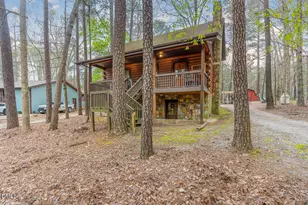 422 Shawnee Dr, Louisburg, NC 27549 - Photo 1