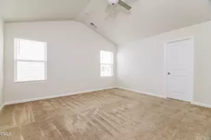 336 Gourd St, Zebulon, NC 27597 - Photo 8