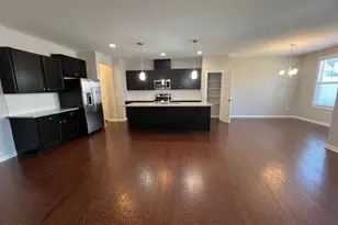 8048 Windthorn Pl, Cary, NC 27519 - Photo 4