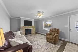 353 N Pleasant Coates Rd, Benson, NC 27504 - Photo 14