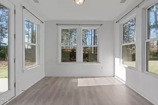 818 Haybeck Ln, Apex, NC 27523 - Photo 4