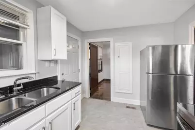109 Lincoln Court, Raleigh, NC 27610 - Photo 12
