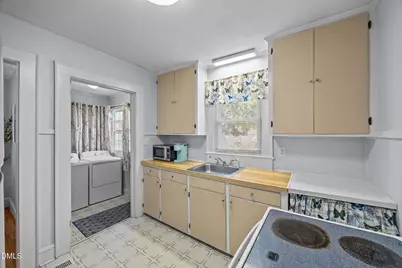 128 E Moore Street, Graham, NC 27253 - Photo 12