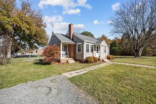 128 E Moore St, Graham, NC 27253 - Photo 34