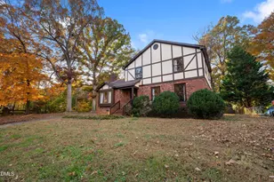 701 N Carr St, Mebane, NC 27302 - Photo 2