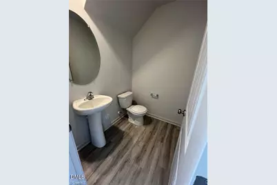 5909 Crossview Drive, Kernersville, NC 27284 - Photo 8