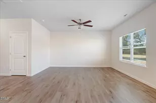 122 Continental Ln, Smithfield, NC 27577 - Photo 8