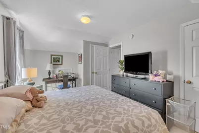 2220 Castle Pines Drive, Raleigh, NC 27604 - Photo 32