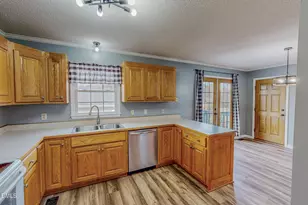 111 Fox Crossing Dr, Roxboro, NC 27574 - Photo 2