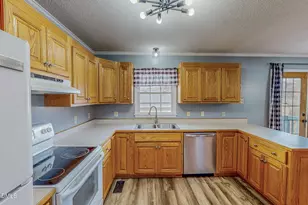 111 Fox Crossing Dr, Roxboro, NC 27574 - Photo 10