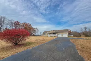 111 Fox Crossing Dr, Roxboro, NC 27574 - Photo 24