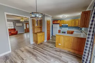 111 Fox Crossing Dr, Roxboro, NC 27574 - Photo 4