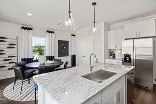 2853 Farmhouse Dr, Apex, NC 27502 - Photo 4