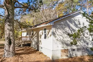 691-693 Boddie St, Henderson, NC 27536 - Photo 4