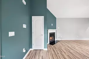 404 Cross Link Dr, Angier, NC 27501 - Photo 4