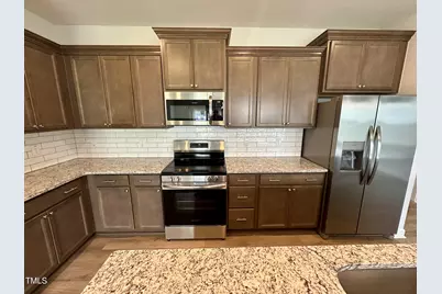 27 Pansy Park, Clayton, NC 27520 - Photo 4