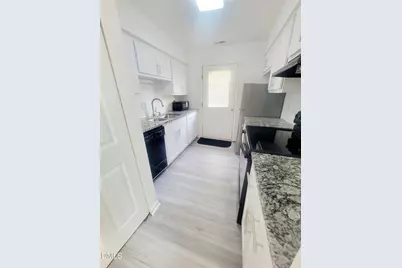 5817 Shady Grove Circle, Raleigh, NC 27609 - Photo 14