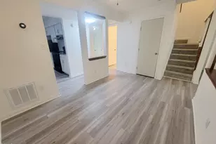 5817 Shady Grove Cir, Raleigh, NC 27609 - Photo 10