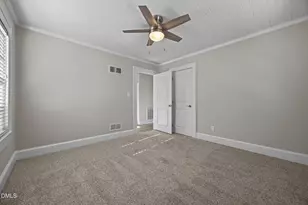 209 N Watauga Ave, Dunn, NC 28334 - Photo 20