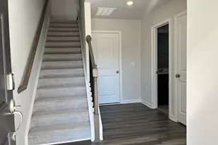 1918 Rosedale Rdg Ave, Wake Forest, NC 27587 - Photo 2