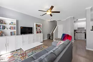 401 Scripps Ln, Raleigh, NC 27610 - Photo 2