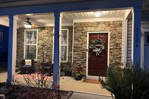 2524 Cattail Pond Dr, Zebulon, NC 27597 - Photo 2