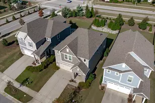 320 Sage Oak Ln, Holly Springs, NC 27540 - Photo 1