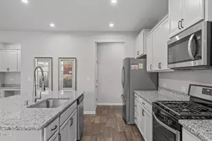 320 Sage Oak Ln, Holly Springs, NC 27540 - Photo 10