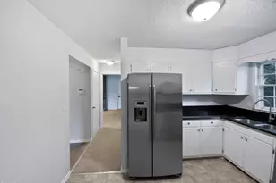 3136 Merrianne Dr, Raleigh, NC 27607 - Photo 10