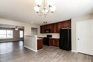 4105 Laurel Glen Dr, Raleigh, NC 27610 - Photo 6