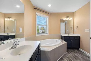 7603 Weathered Oak Way, Raleigh, NC 27616 - Photo 20