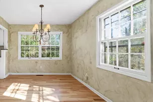 806 Oakley Ct, Cary, NC 27511 - Photo 12