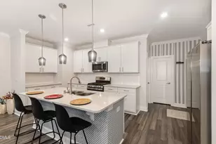 203 Maroon Ct, Raleigh, NC 27610 - Photo 14