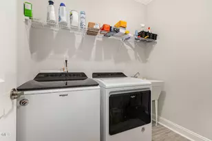 203 Maroon Ct, Raleigh, NC 27610 - Photo 24