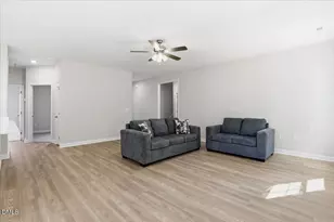 400 Creeks Edge Dr, Pikeville, NC 27863 - Photo 10