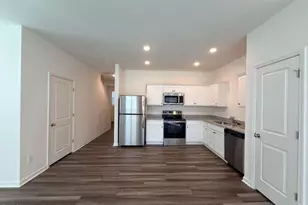 2048 Trailside Dr, Durham, NC 27704 - Photo 8