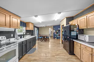 3829 Gayle Dr, Haw River, NC 27258 - Photo 18