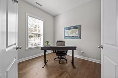 724 Peninsula Forest Place, Cary, NC 27519 - Photo 6