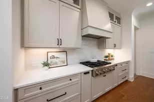 5107 Hearth Dr, Raleigh, NC 27609 - Photo 18