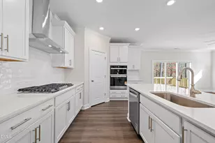 902 SW Maynard Rd, Cary, NC 27511 - Photo 28