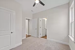 902 SW Maynard Rd, Cary, NC 27511 - Photo 32